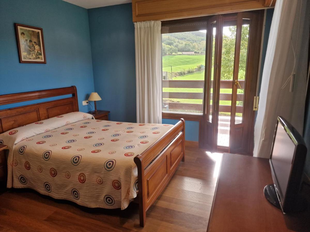 Hostal Lizuniaga Bera  Zewnętrze zdjęcie