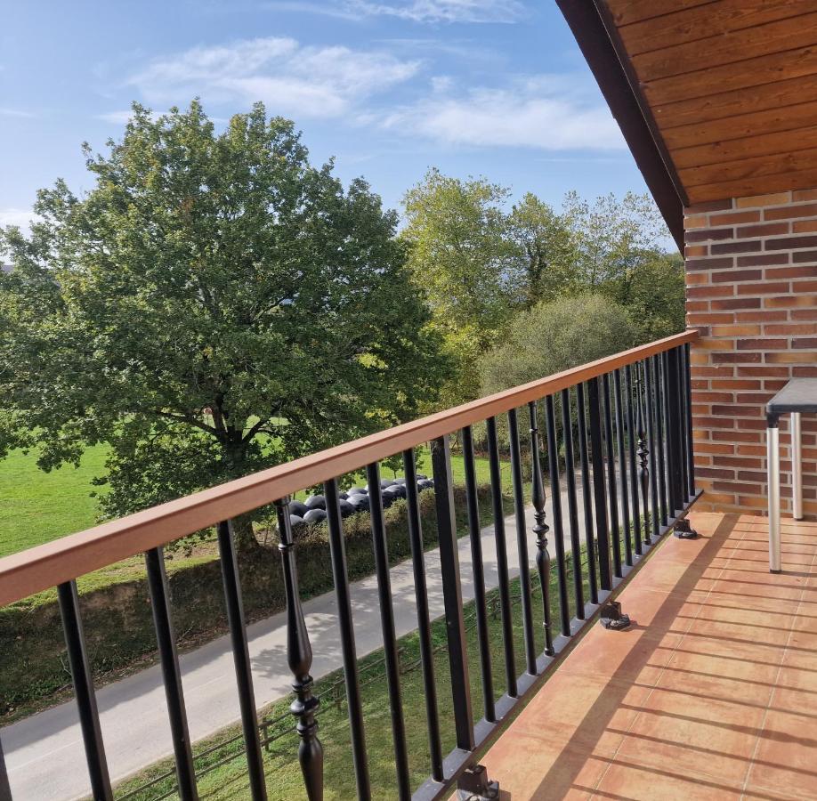 Hostal Lizuniaga Bera  Zewnętrze zdjęcie