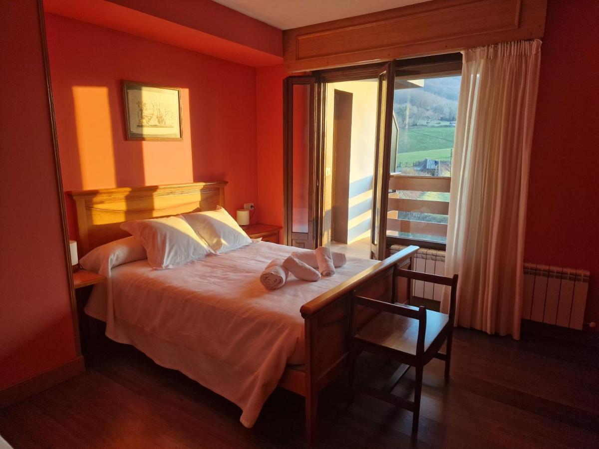 Hostal Lizuniaga Bera  Zewnętrze zdjęcie