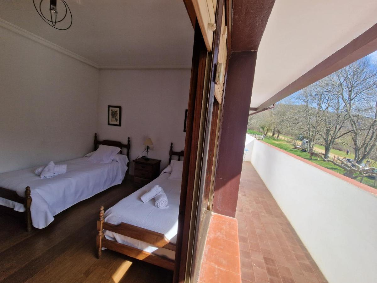Hostal Lizuniaga Bera  Zewnętrze zdjęcie